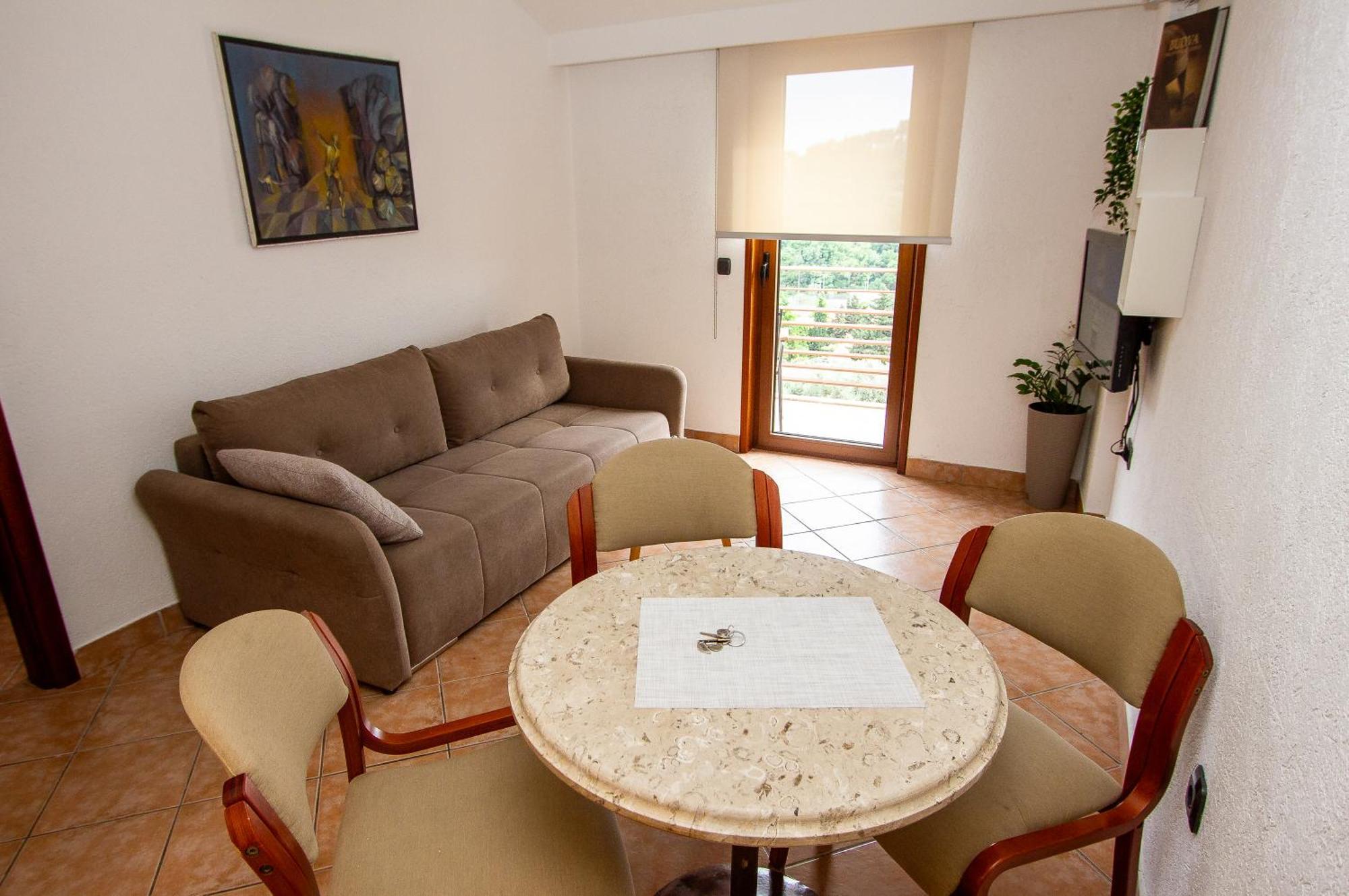 Guest House Jedro Petrovac Eksteriør bilde